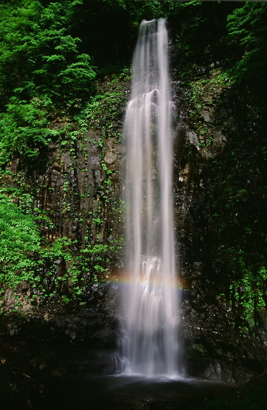 玉簾の滝虹彩